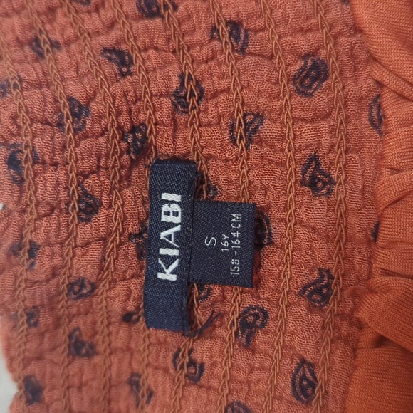 Kiabi Skirt from Italy - Picture 2 of 3